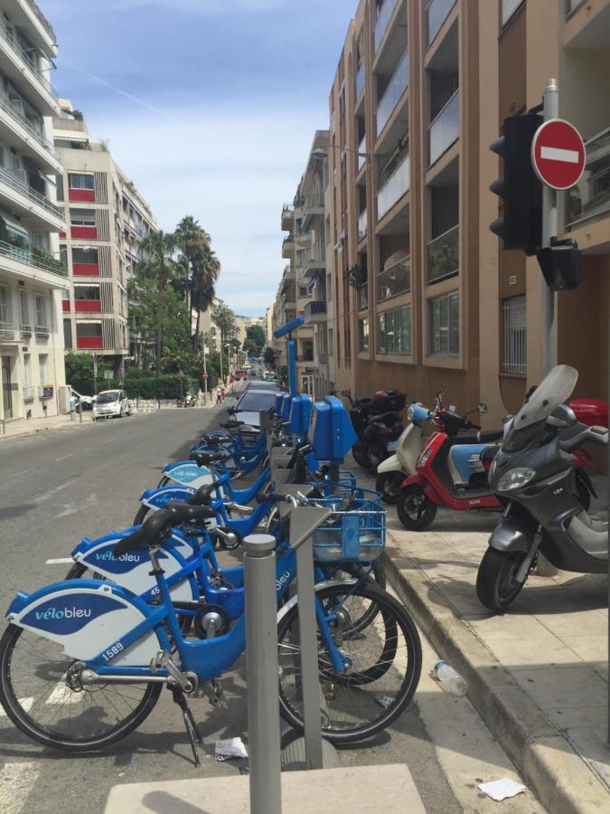Appartement Des Fleurs Nizza Esterno foto